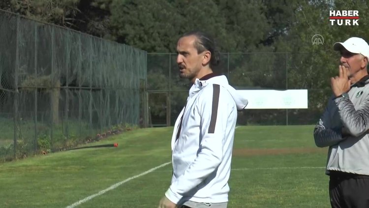 Sakaryaspor'da şampiyonluk sevinci yaşanıyor