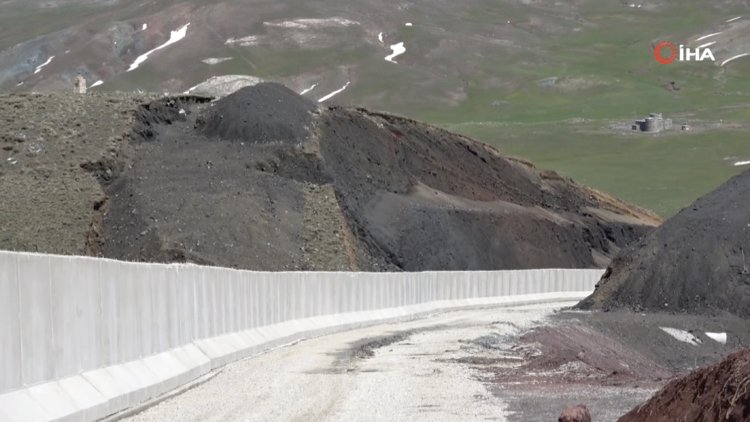 İran sınırına duvar örme çalışmaları başladı