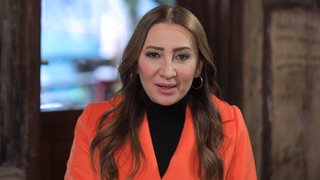 yoksulluk içinde büyüyen Fulya Hanım’ın Erkan Bey’den intikam almak için ona âşık rolü oynamasına tanık olacak ve duyduklarınıza inanamayacaksınız. ...