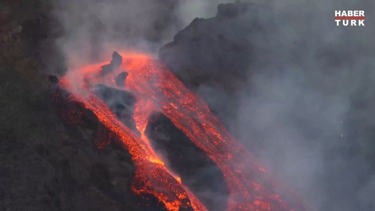 Etna Yanardağı uykusundan uyandı