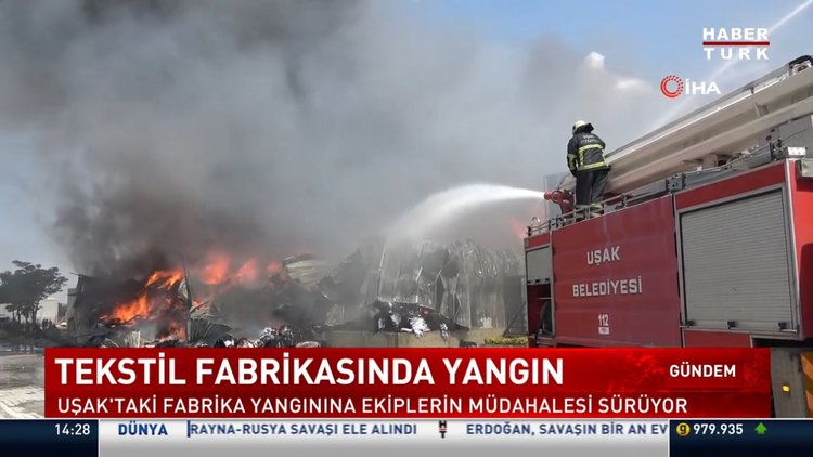 Uşak'ta tekstil fabrikasında yangın çıktı