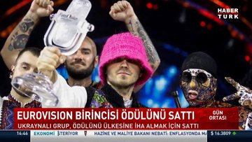 Eurovısıon birincisi ödülünü sattı