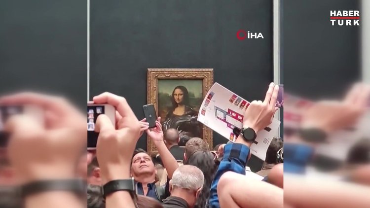 Mona Lisa tablosuna pastalı saldırı