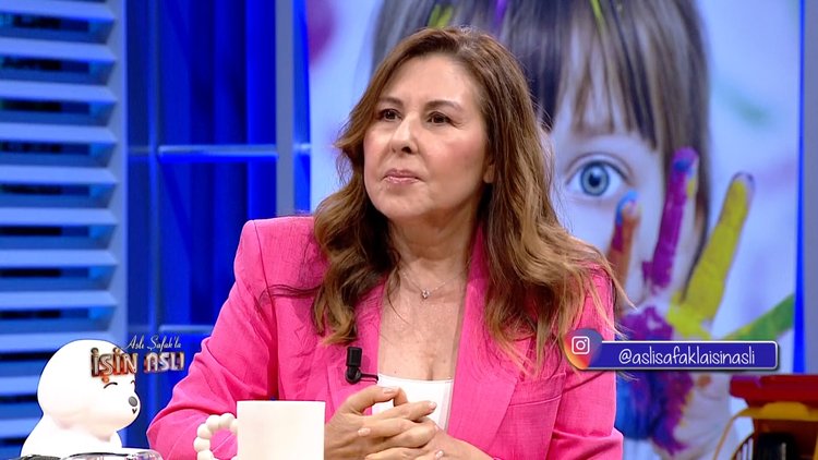 Nilüfer: Ağlaya ağlaya aşk acısı çektim!