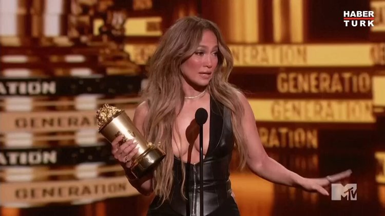 Jennifer Lopez'in gözyaşları!