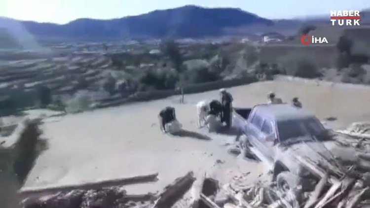 Afganistan'da deprem: en az 255 ölü