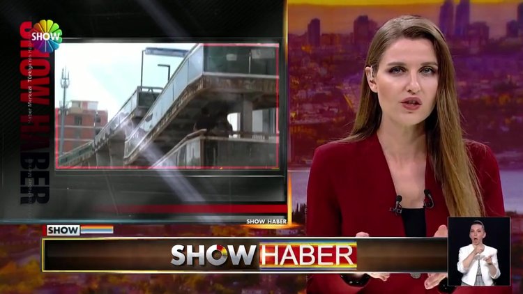 Üst geçit tehlike saçıyor