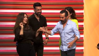 Nükhet Duru, şan hocası teyze olarak seyirciye eğlenceli anlar yaşattı.