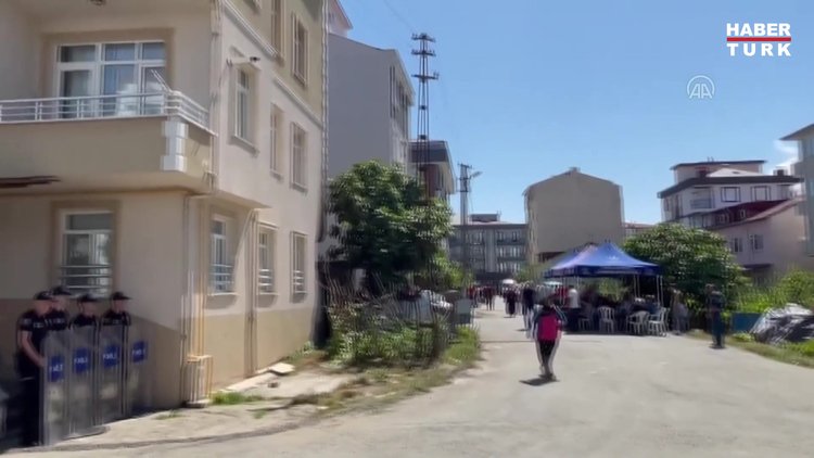 Gürültü tartışmasında çifte infaz! Baba oğul tabancayla vuruldu