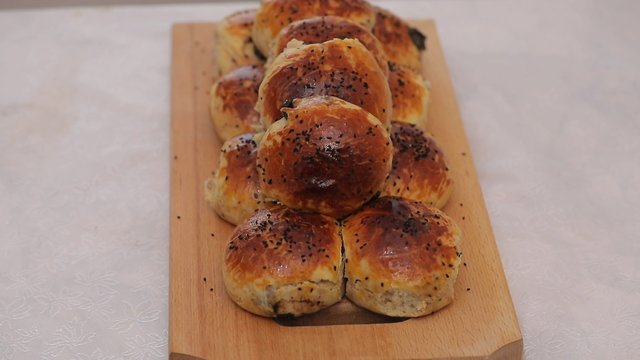 Zeytinli tepsi ekmeği tarifi!