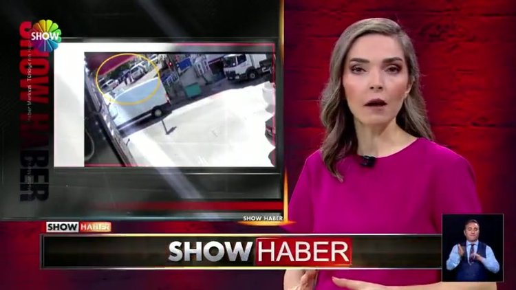 Kaldırımda yürüyen gelin-kaynanaya çarptı