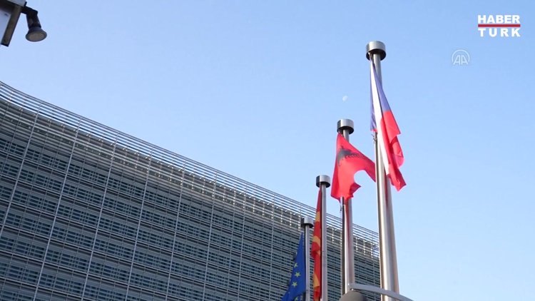 Arnavutluk ve Kuzey Makedonya, AB ile katılım müzakerelerine başladı