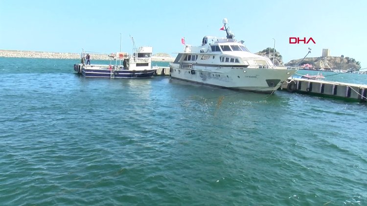 Şile'de otomobil denize uçtu; İş adamı öldü, oğlu kurtuldu!