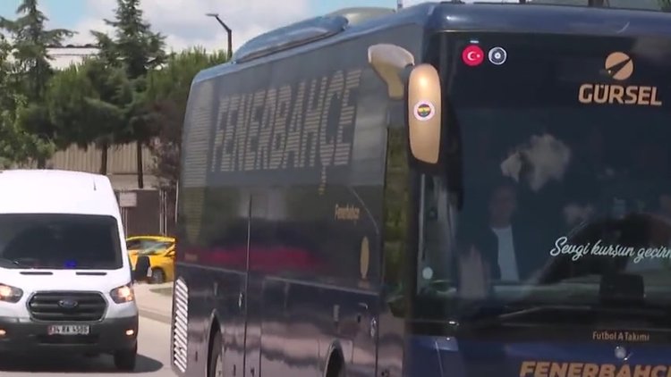 Fenerbahçe, Dinamo Kiev maçı için Polonyaya gitti