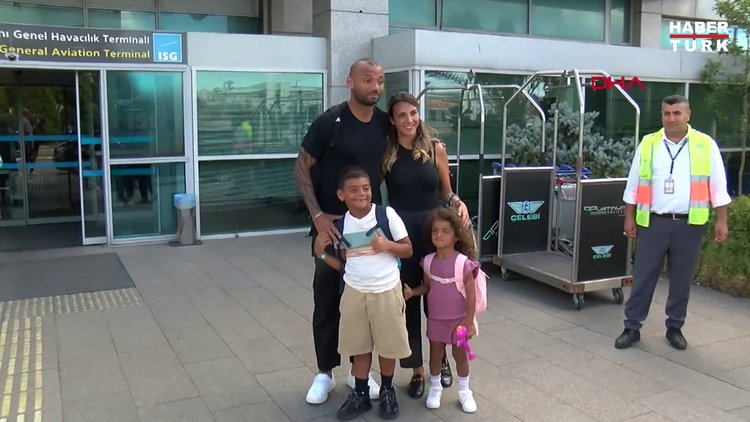 Fenerbahçe'nin yeni transferi Joao Pedro İstanbul'da!