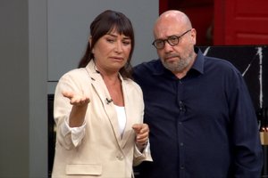 Ahmet Mümtaz Taylan yönetici Mustafa Üstündağ'a karşı!