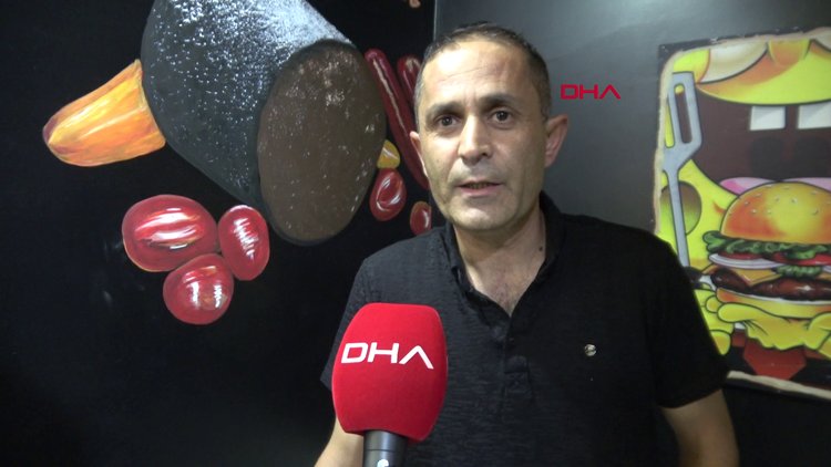 Lokantasında bulduğu bir miktar dövizin sahibini arıyor