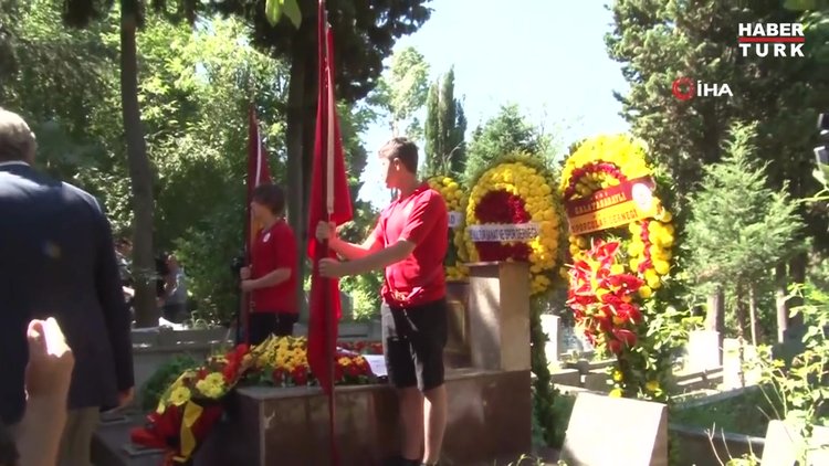 Ali Sami Yen ölümünün 71. yıl dönümünde kabri başında aldı