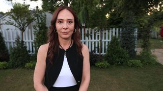 18 yaşına girmiş bir kızın babasına kavuşmak istemesine şahit olacaksınız.