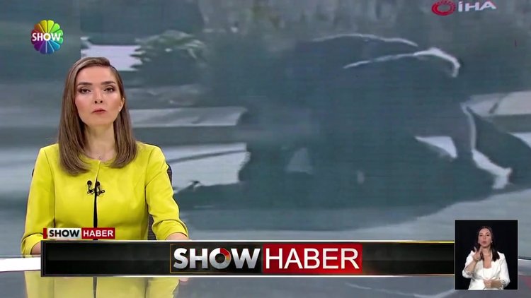 Müslüman gence polis dayağı