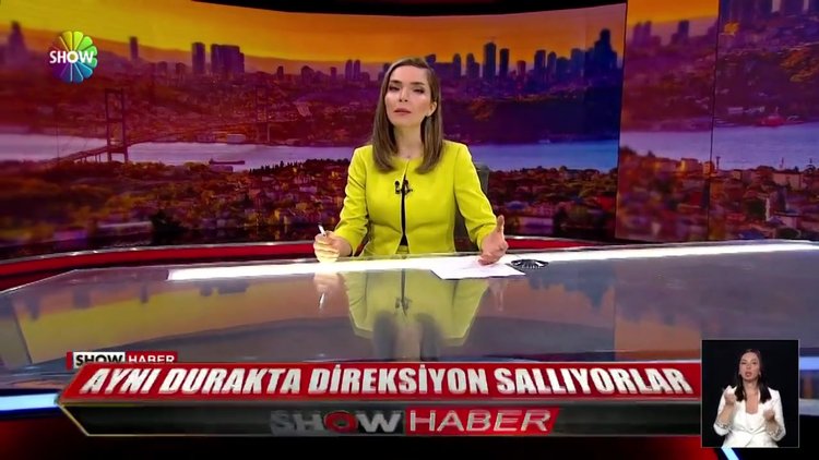 Yüksek lisanslı kadın taksici