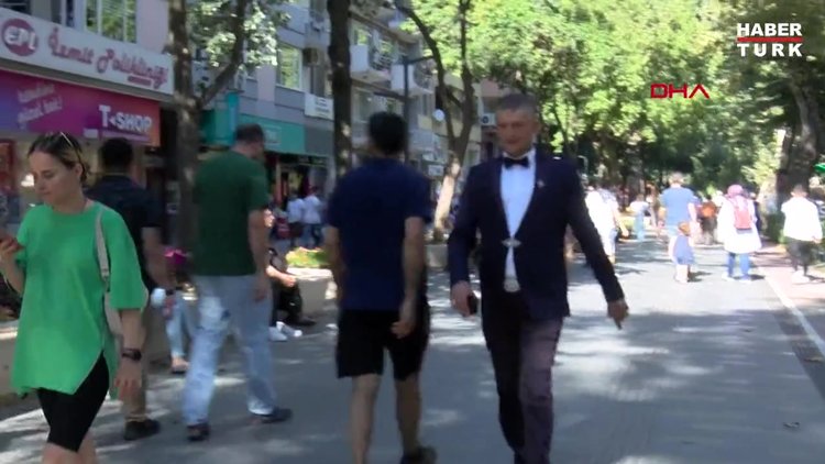 Sicilya'dan etkilenip her gün damat gibi giyinen 'Ferdi Romeo', evlenmek istiyor