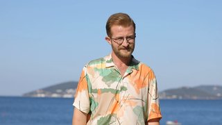 Tahsin Şef mutfaktaki malzemelerle kabak çorbası, sucuklu kaşarlı pide ve tencerede suffle yaptı.