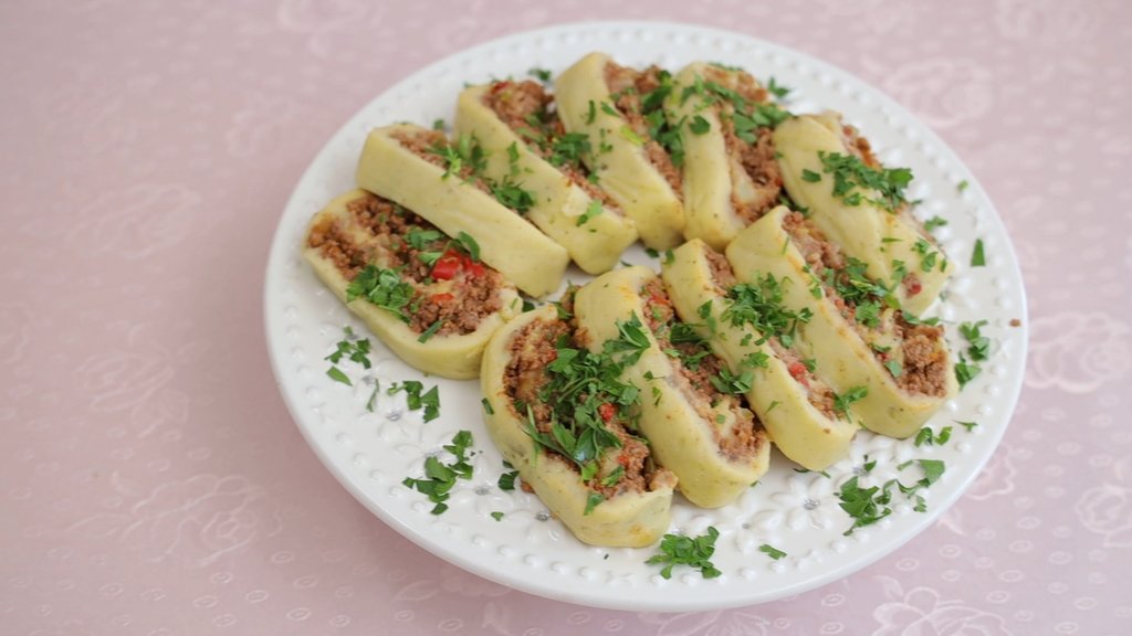 Kıymalı patates rulo tarifi!