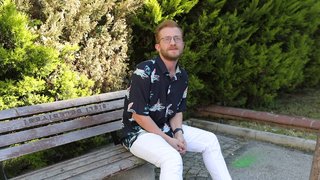 Tahsin Şef, Delal Duran’ın evine konuk olacak. Mutfaktaki malzemelerle yeşil mercimek salatası, pizza, krem brule yapacak. ...