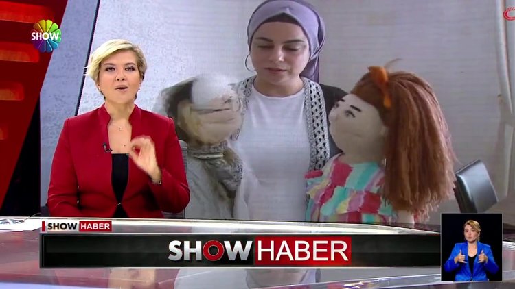 Ağzını hiç kıpırdatmadan konuşuyor