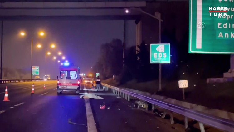 İstanbul TEM Otoyolu'nda otomobil motosiklete çarptı: 2 ölü