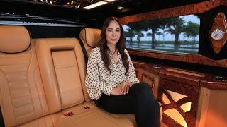 Ailesini küçük yaşta kaybedip ayrı düşen kardeşlerin kavuşma çabalarını izleyeceksiniz.