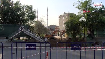 Gaziosmanpaşa'da hafriyat çalışmasında yol çöktü