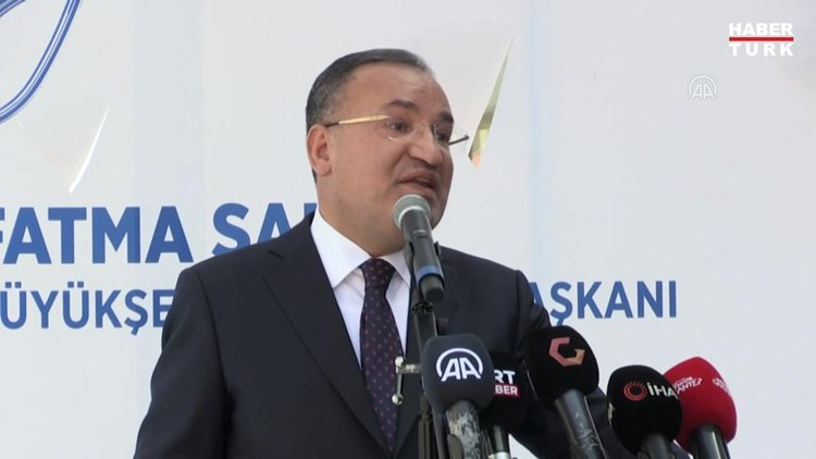 Bakan Bozdağ: Türkiye için koşana, aziz Türk milleti sahip çıktığı sürece bu milletin yolu daima açık olacaktır