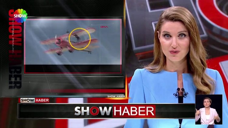 Uçak kanadında nefes kesen gösteri