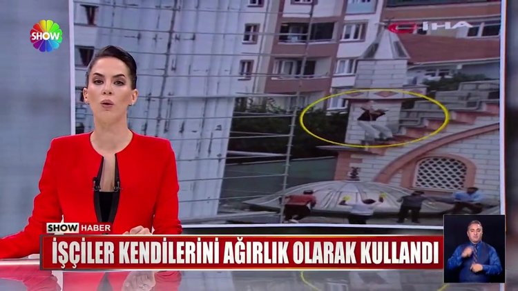 Minarede 'tehlikeli' iş!