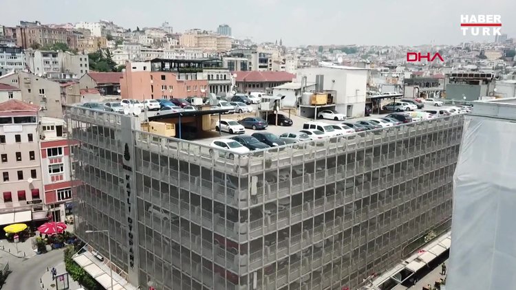 Karaköy'deki 46 yıllık otopark hafta sonu kapanıyor; esnaf yeni yer telaşında