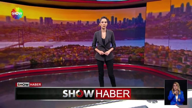 Afrika uyruklu kadın minibüsçüye saldırdı