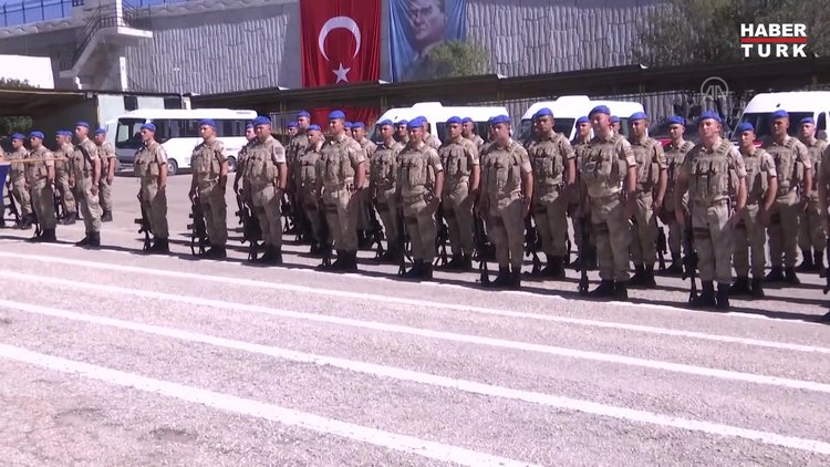 Elazığ'da komandolar dualarla Suriye'ye uğurlandı