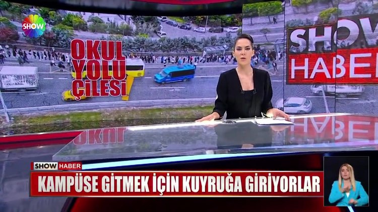 Kampüse gitmek için kuyruğa giriyorlar