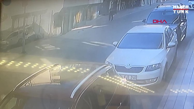 Sancaktepe'de hırsız polis kovalamacası kazayla sonuçlandı