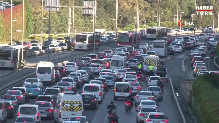 Güncel akaryakıt fiyatları! Benzine ve motorine zam mı geliyor?