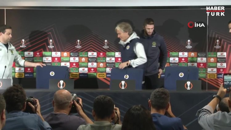 Jorge Jesus: "Taraftarlarımızın yardımıyla galibiyet almak istiyoruz"