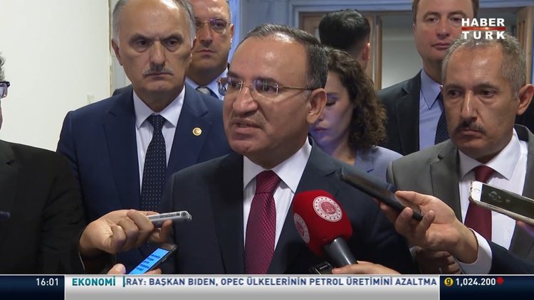 Bozdağ: Başörtüsü teklifini pazartesi sunacağız
