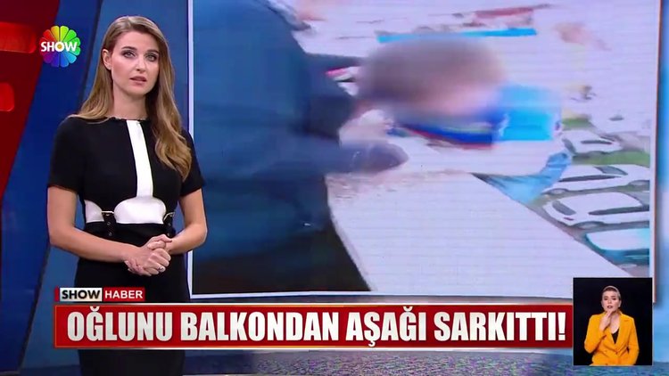 Oğlunu balkondan aşağı sarkıttı!