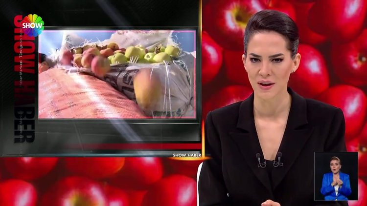 Çuvallarca elmayı araziye döküp gittiler