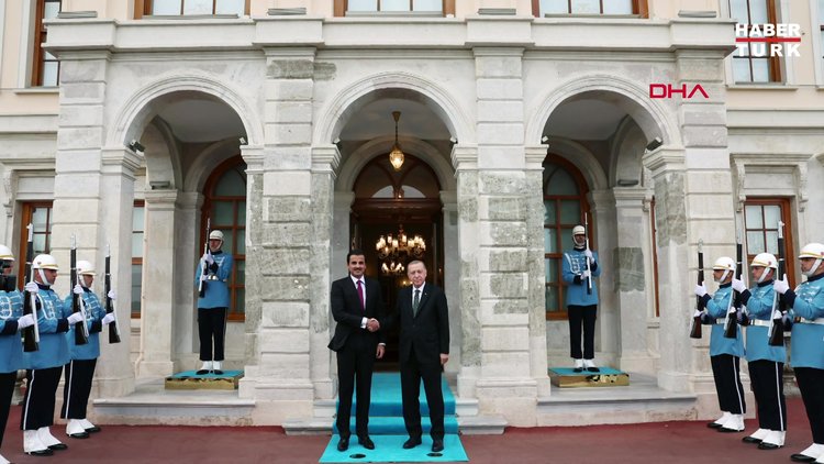 Cumhurbaşkanı Erdoğan Katar Emiri ile bir araya geldi