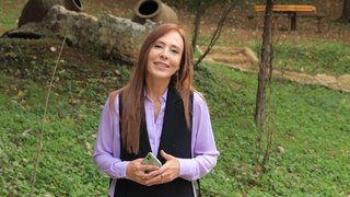 Bir anne ve kızının, kahramanlarını arayışlarına şahit olacaksınız. Eşinden boşanmış ve kızına tek başına bakan Gülseren ...