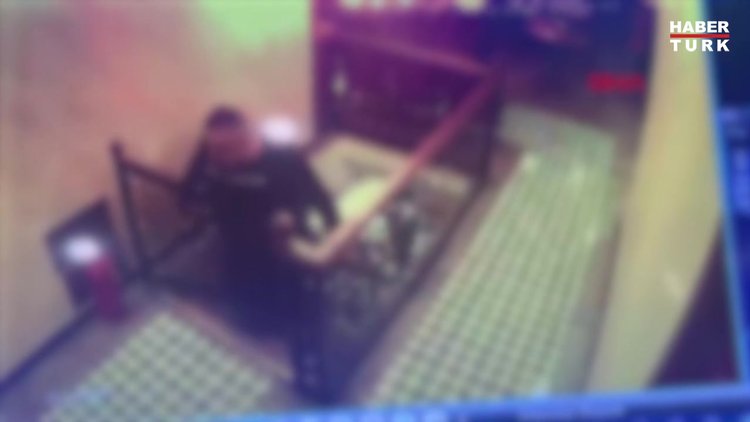 Sultangazi'de lokantada çıkan kavgada 16 yaşındaki garson silahla başından yaralandı