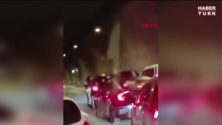 Üsküdar'daki asker konvoyunda tüneli kapatıp drift yaptılar